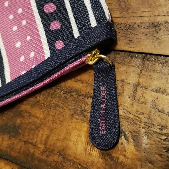 Estee Lauder bags - Picture 3 of 5